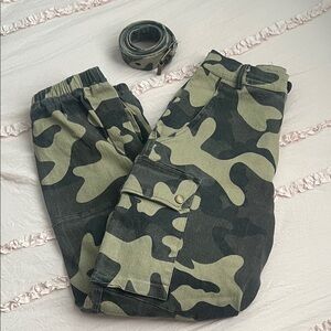 Camouflage Cargo Joggers - Green & Black